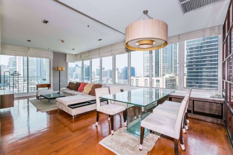 คอนโดมิเนียมในกรุงเทพฯ, ประเทศไทย, 3 ห้องนอน ใน Siri Residence


 № 111217