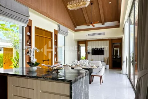 Casa de 3 dormitorios en Phuket, Tailandia № 131351 - foto 4