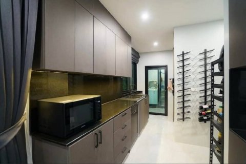 Villa in Phuket, Thailand 6 Schlafzimmer № 124584 - Foto 7