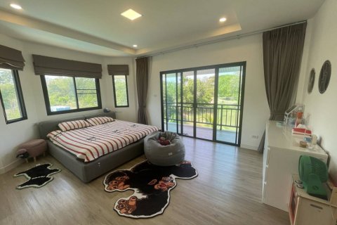Chalet de 3 dormitorios en Hua Hin, Tailandia № 124473 - foto 10