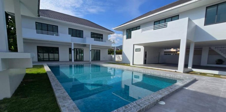 Chalet de 4 dormitorios en Phuket, Tailandia № 124468