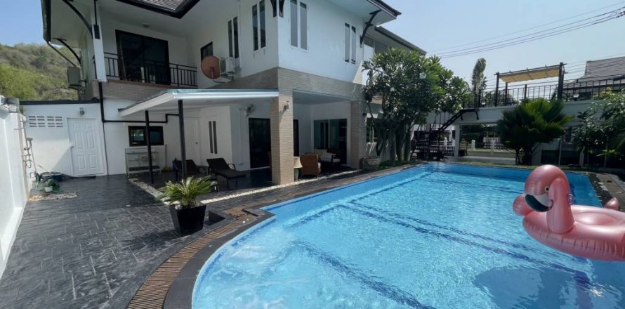 Chalet de 4 dormitorios en Hua Hin, Tailandia № 124472