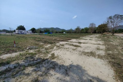 Terreno en Hua Hin, Tailandia № 124383 - foto 9