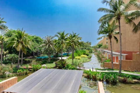 Condominio de 2 dormitorios en Cha-am, Tailandia № 124377 - foto 4