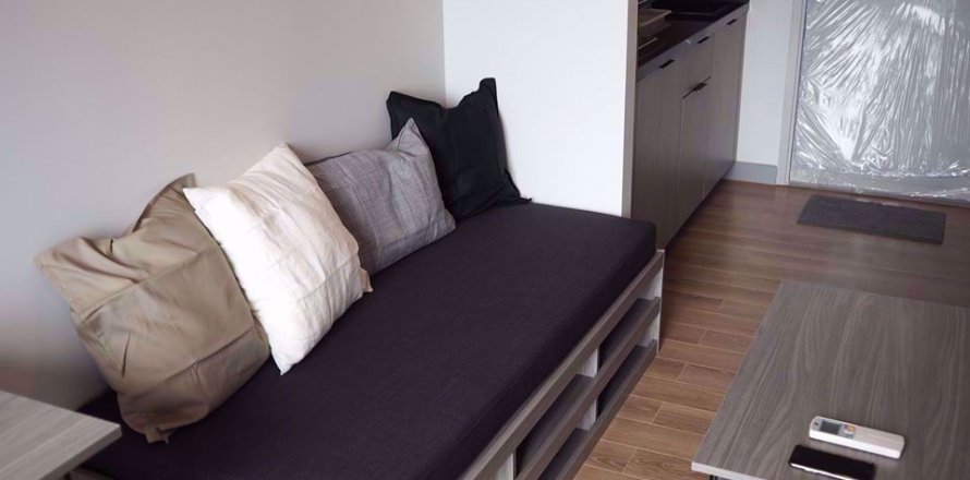 Condo à Bangkok, Thaïlande, 1 chambre à Chapter One Midtown Ladprao 24 № 77885