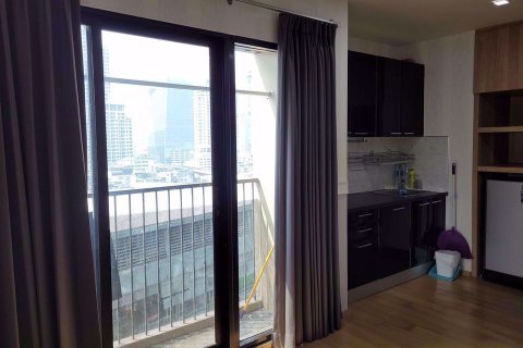Condominio de 1 dormitorio en Ratchathewi, Bangkok, Tailandia № 76052 - foto 2