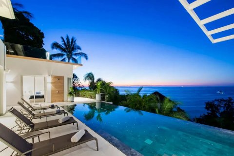 Villa à Surin Heights, Phuket, Thaïlande 4 chambres № 130534