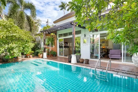 Casa de 3 dormitorios en Rawai, Tailandia № 131745