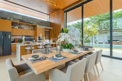 Casa de 4 dormitorios en Phuket, Tailandia № 131746 - foto 5