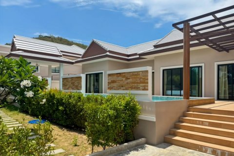 Villa in Pran Buri, Thailand 4 Schlafzimmer № 126003
