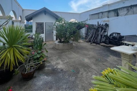 Casa de 5 dormitorios en Bangkok, Tailandia № 81352 - foto 8