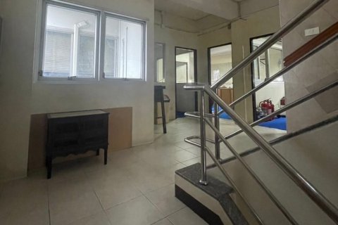 Casa de 5 dormitorios en Bangkok, Tailandia № 81352 - foto 15