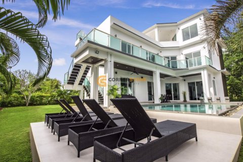 Studio in Chonburi, Thailand № 115859 - photo 30