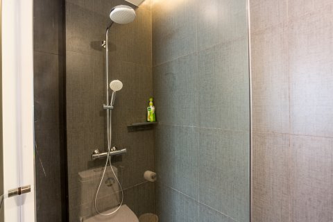 Condominio de 3 dormitorios en Hua Hin, Tailandia № 79240 - foto 15
