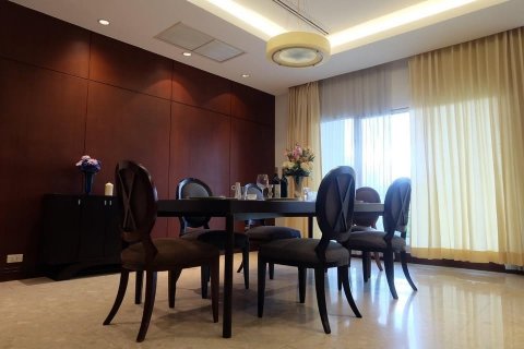 คอนโดมิเนียมในปทุมวัน, กรุงเทพฯ, ประเทศไทย, 3 ห้องนอน № 124023 - รูปถ่าย 10