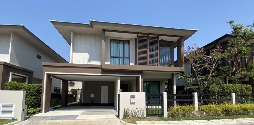 บ้านในบางกะปิ, กรุงเทพฯ, ประเทศไทย 4 ห้องนอน № 124022