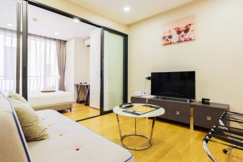 Condominio de 1 dormitorio en Bangkok, Tailandia № 143957 - foto 3