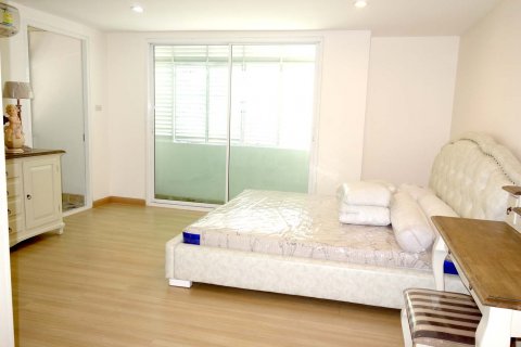 Condominio de 2 dormitorios en Bangkok, Tailandia № 143960 - foto 5