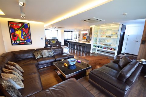Condominio de 3 dormitorios en Bangkok, Tailandia № 143955 - foto 3