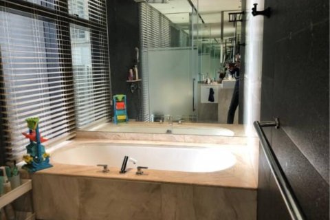 Condominio de 3 dormitorios en Sathon, Bangkok, Tailandia № 123703 - foto 7