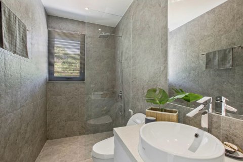 Casa de 4 dormitorios en Ko Samui, Tailandia № 123552 - foto 19