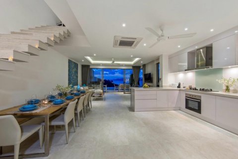 Casa de 4 dormitorios en Ko Samui, Tailandia № 123552 - foto 7