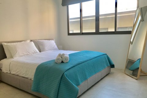 Casa de 4 dormitorios en Ko Samui, Tailandia № 123552 - foto 17