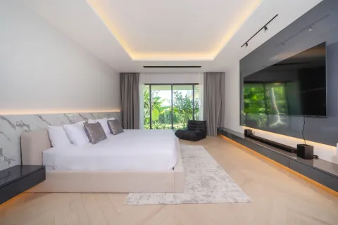 Chalet de 5 dormitorios en Phuket, Tailandia № 123559 - foto 21