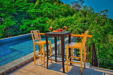 Chalet de 6 dormitorios en Bang Tao, Tailandia № 74270 - foto 9
