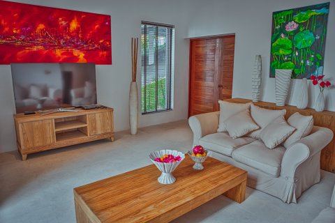Chalet de 6 dormitorios en Bang Tao, Tailandia № 74270 - foto 27