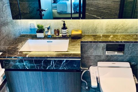 Condominio de 1 dormitorio en Bangkok, Tailandia № 143381 - foto 11