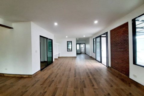 Casa de 3 dormitorios en Chiang Rai, Tailandia № 126695 - foto 9