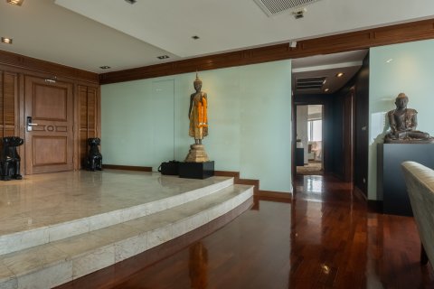 Condominio de 2 dormitorios en Bangkok, Tailandia № 143616 - foto 11
