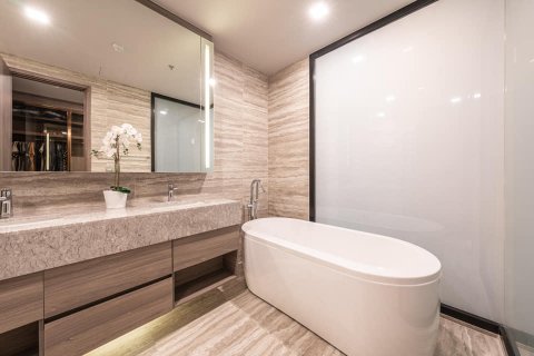 Condo in Bangkok, Thailand, 2 bedrooms № 143617 - photo 6