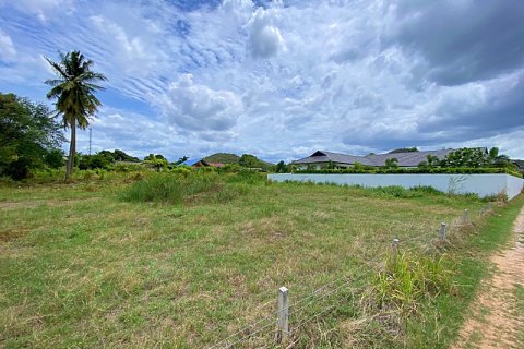 Terreno en Hua Hin, Tailandia № 125504 - foto 3