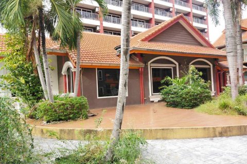 Propriété commerciale à Pattaya, Thaïlande № 82452 - photo 10