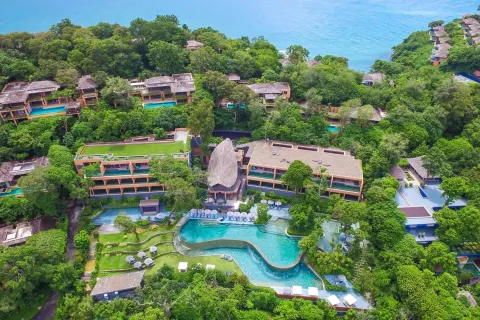 Villa in Phuket, Thailand 4 Schlafzimmer № 126825