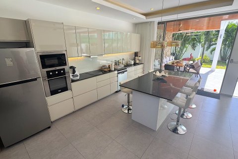 Casa de 3 dormitorios en Ko Samui, Tailandia № 126821 - foto 7