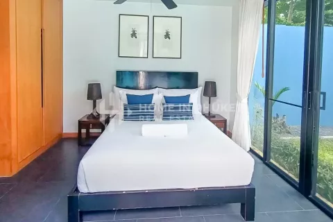 Casa de 3 dormitorios en Phuket, Tailandia № 131247 - foto 15