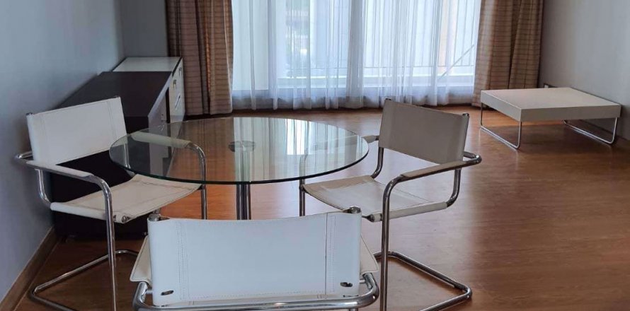 Condominio de 2 dormitorios en Watthana, Bangkok, Tailandia № 76338