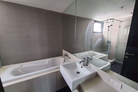 Condominio de 2 dormitorios en Watthana, Bangkok, Tailandia № 76338 - foto 6