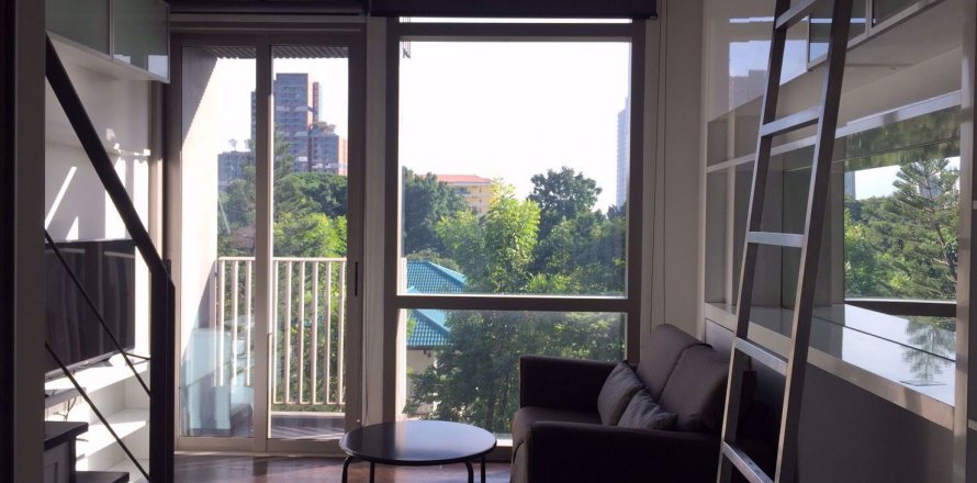 Duplex in Khlong Toei, Bangkok, Thailand 1 Schlafzimmer № 76337