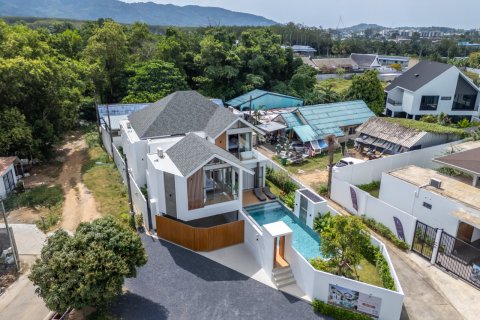 Chalet de 7 dormitorios en Bang Tao, Tailandia № 78645 - foto 3