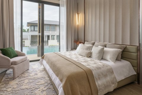 Casa de 4 dormitorios en Bang Lamung, Tailandia № 123442 - foto 5