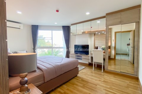 Condominio de 2 dormitorios en Jomtien Beach, Pattaya, Tailandia № 123440 - foto 8