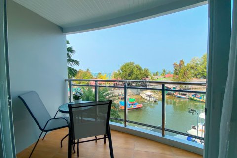 Condominio de 2 dormitorios en Jomtien Beach, Pattaya, Tailandia № 123440 - foto 19