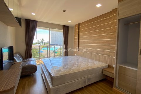 Condominio de 2 dormitorios en Jomtien Beach, Pattaya, Tailandia № 132222 - foto 15