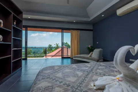 Chalet de 4 dormitorios en Ko Samui, Tailandia № 107591 - foto 19
