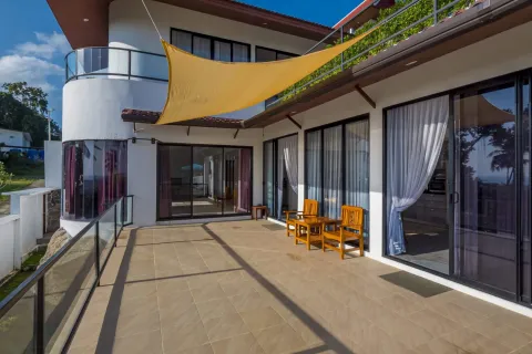 Chalet de 4 dormitorios en Ko Samui, Tailandia № 107591 - foto 26