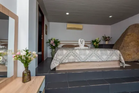 Chalet de 4 dormitorios en Ko Samui, Tailandia № 107591 - foto 18